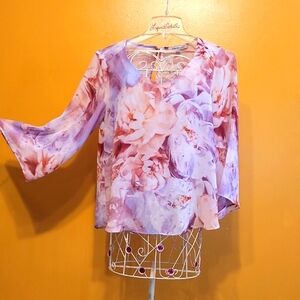 Jennifer Lopez Relaxed Pink and Red Graphic Blouse